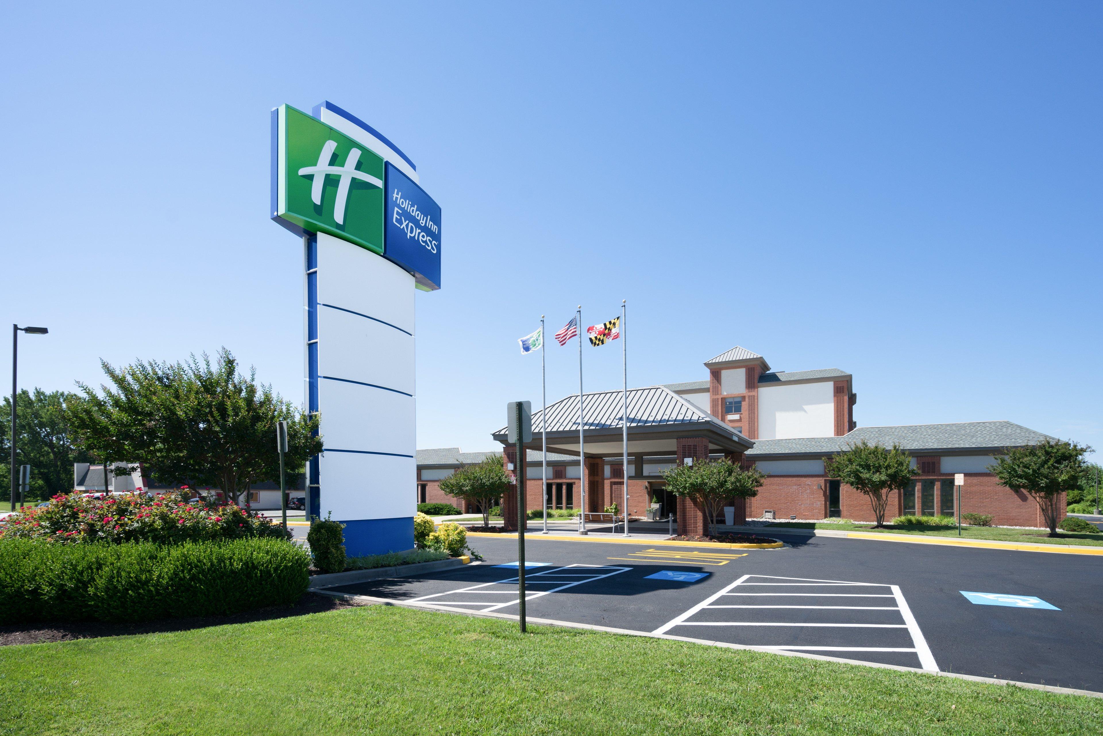 Holiday Inn Express Cambridge By Ihg Экстерьер фото