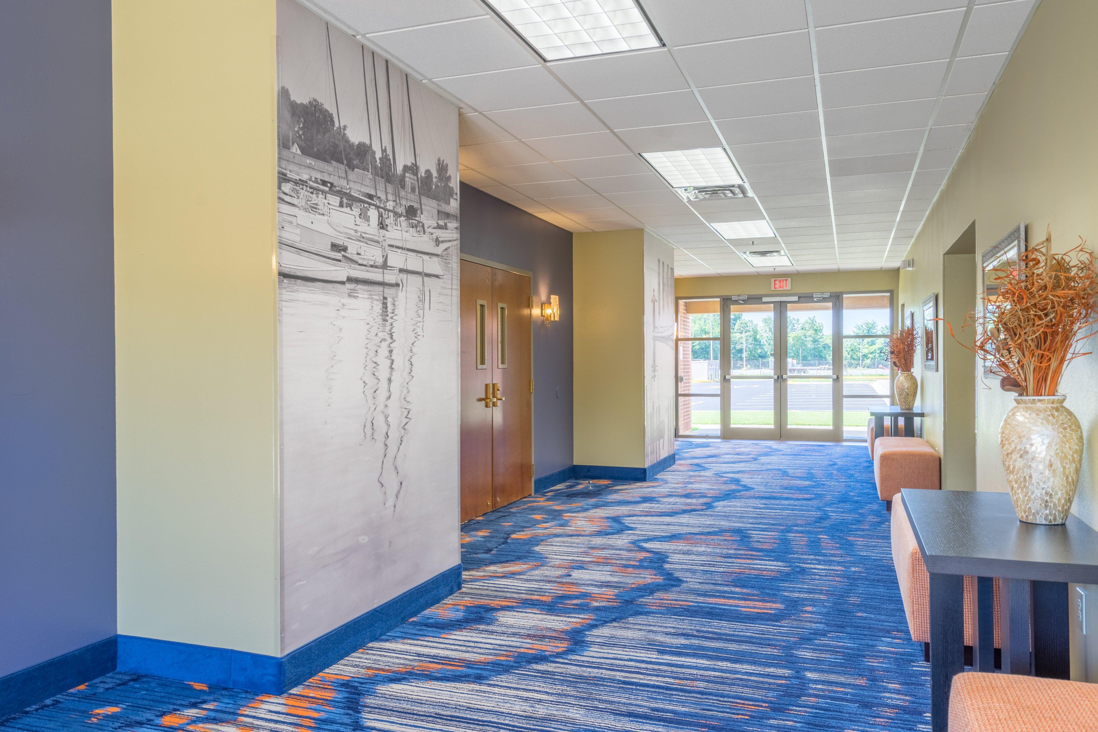 Holiday Inn Express Cambridge By Ihg Экстерьер фото