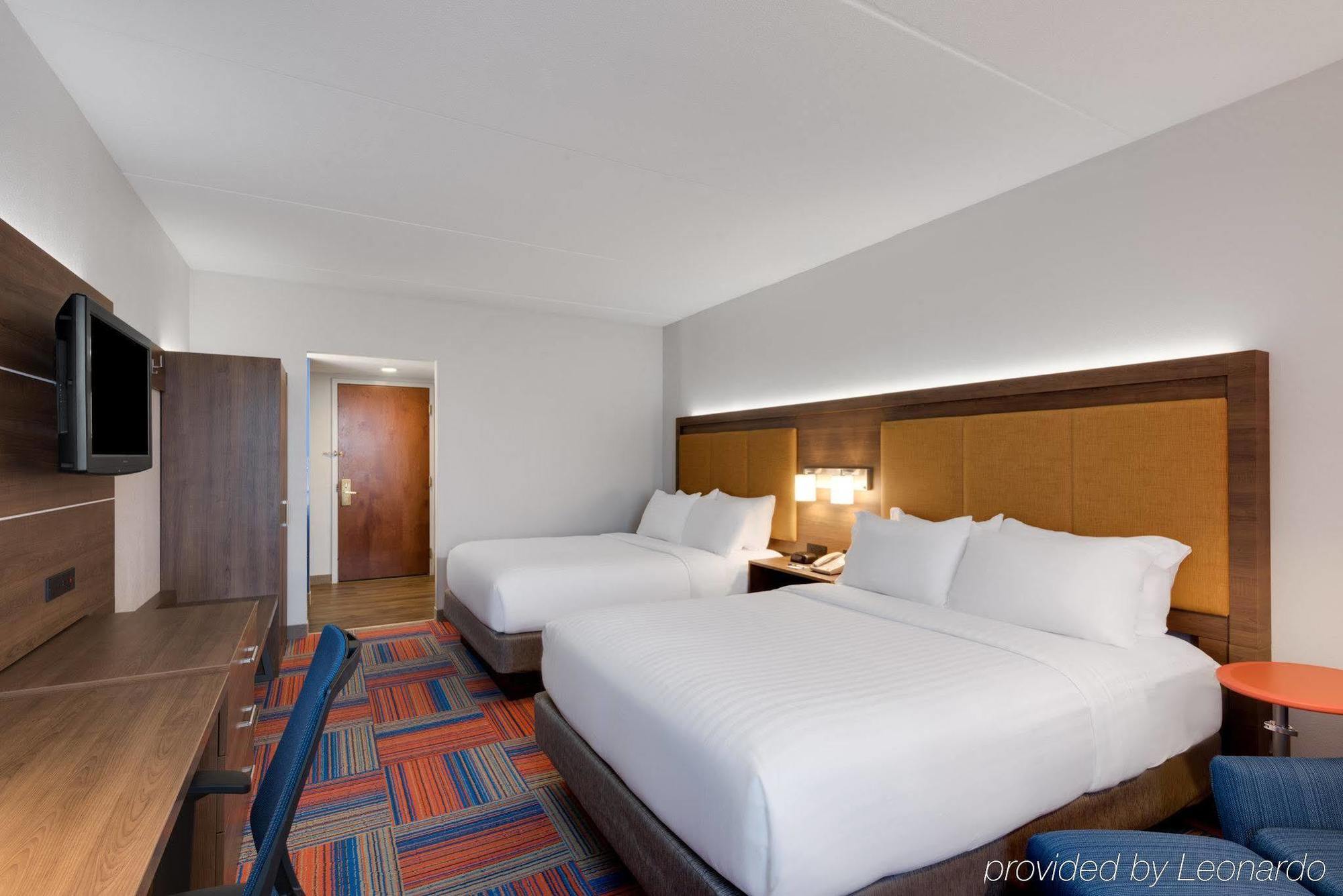 Holiday Inn Express Cambridge By Ihg Экстерьер фото